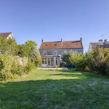 La Oceane — & Old Presbytery
